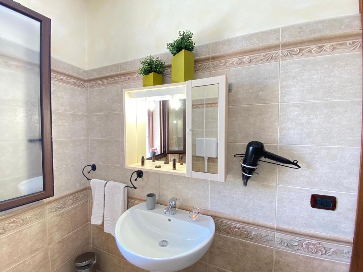 Maison Soleil Guest House ガリポリ エクステリア 写真